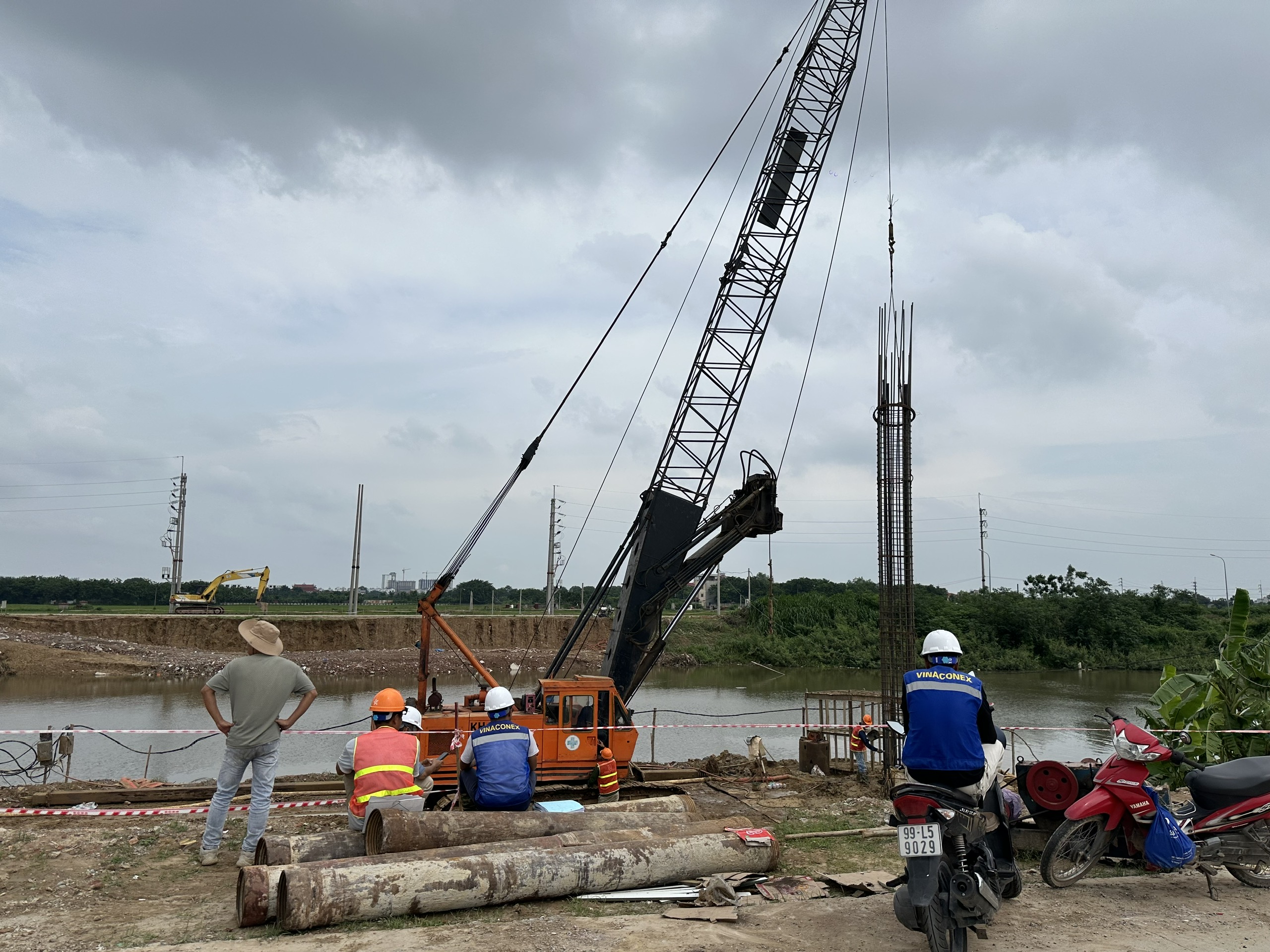 Kiểm tra cọc khoan nhồi