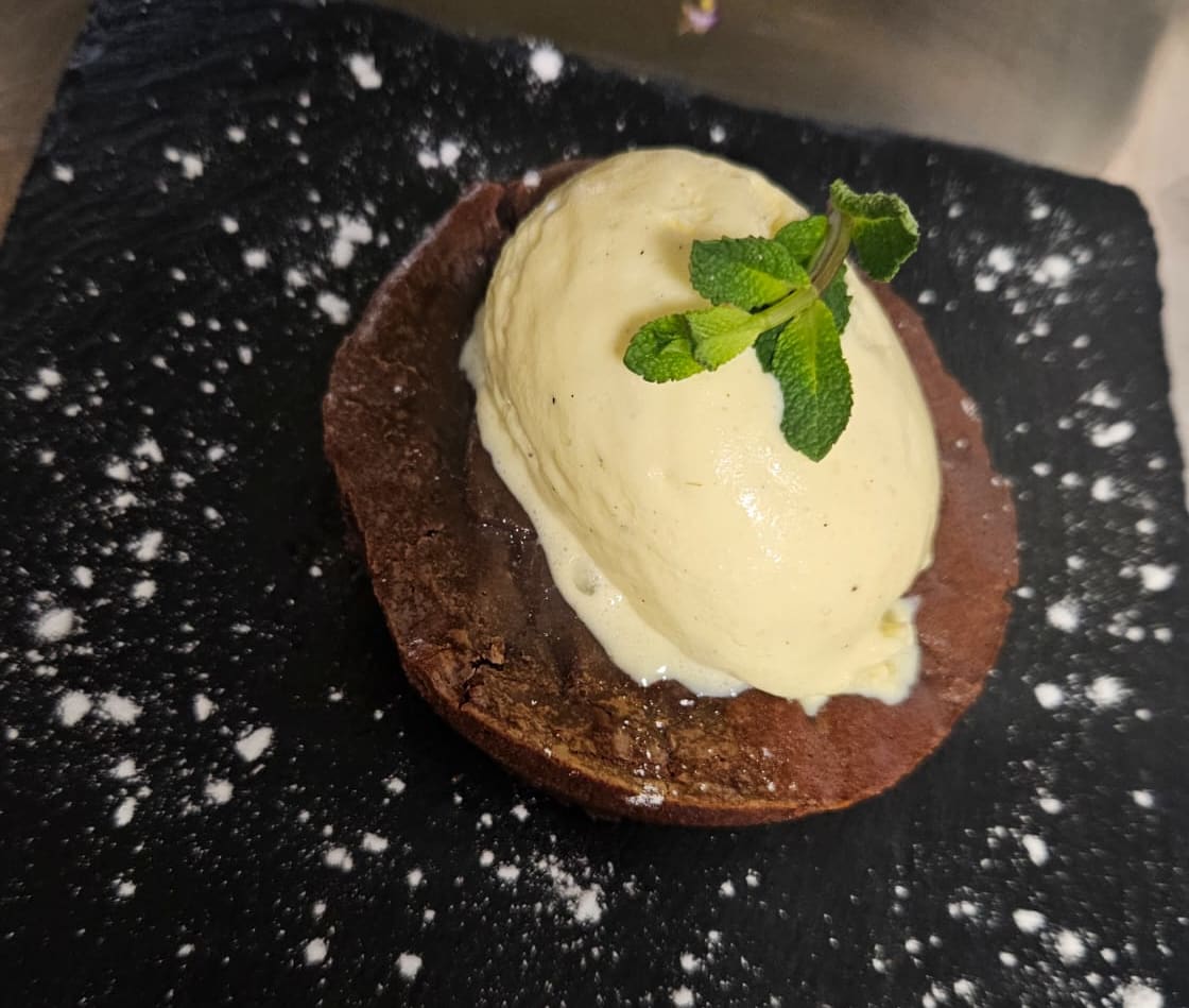 Brownie cu inghetata