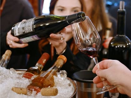 АВВР предлагает повысить пошлину на вина из недружественных стран