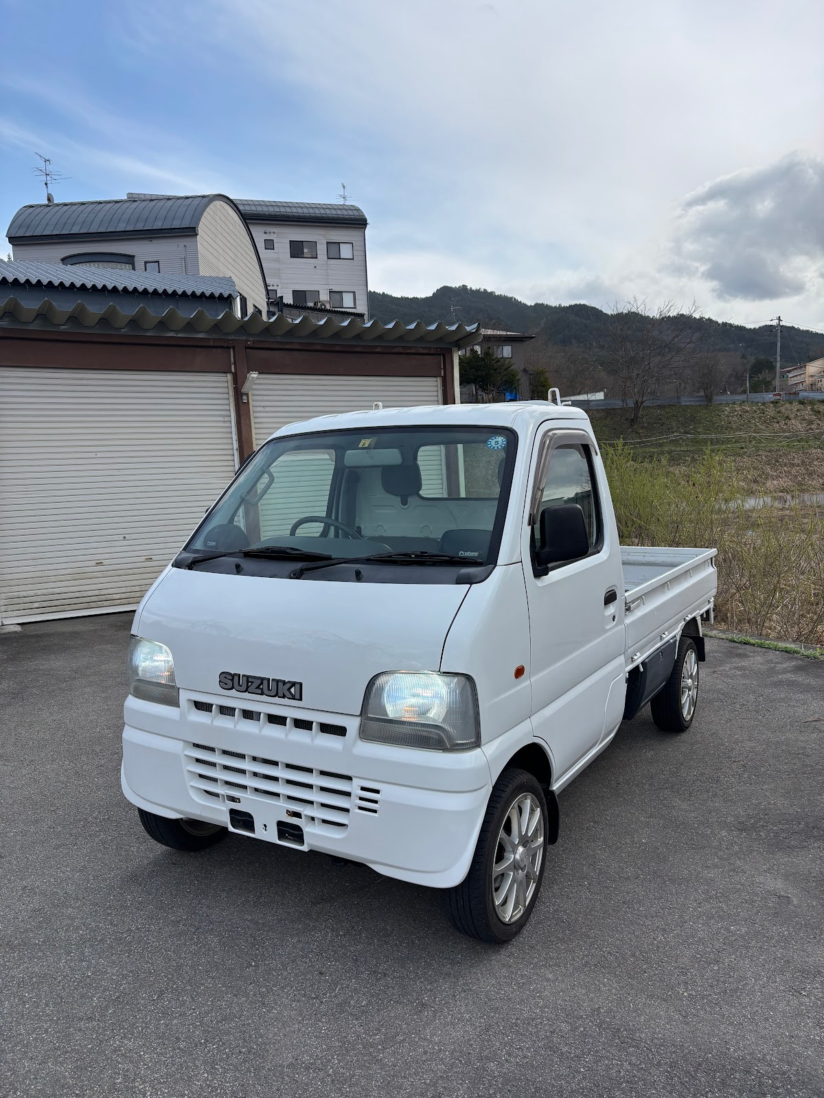 Suzuki Carry Kei Truck 4WD AT - 2000 - Image 1