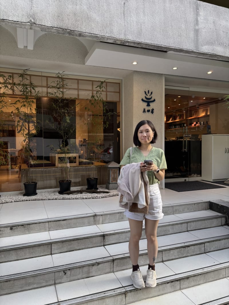 去台北參加姪子的四個月party 順便去茶館喝茶