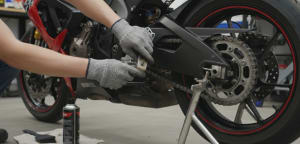 ¿Tienen todas las cadenas de moto un eslabón maestro?
