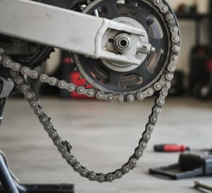 Lose Motorradkette Symptome und Lösungen