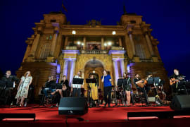 Rock ‘n’ Roll i zagrebački plesnjaci na velikom koncertu ispred HNK u Zagrebu