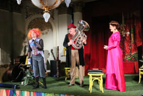 Vještica Hillary i uvrijeđeni kontrabas