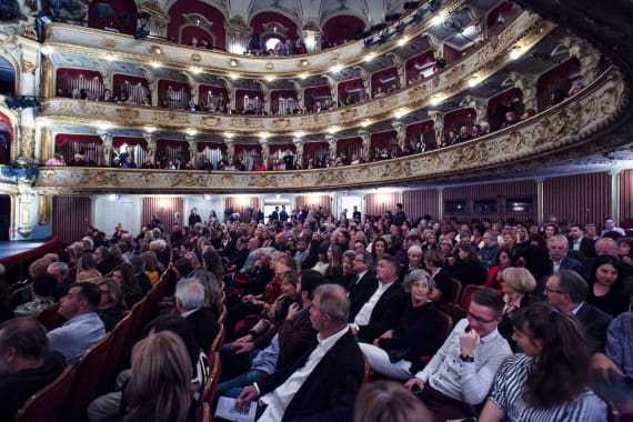 Održana premijera predstave <em>Tko pjeva zlo ne misli</em> 5