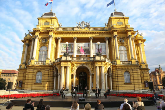 <em>Glazbeni put oko svijeta</em> 1