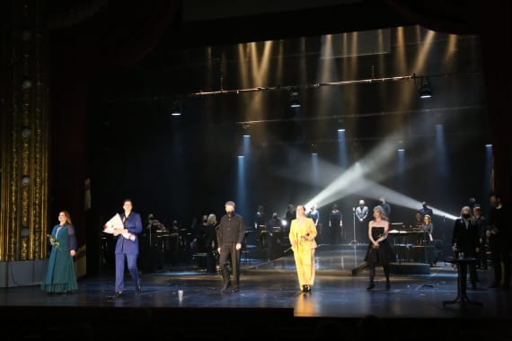 Dugotrajni aplauz publike na svečanoj premijeri opere <em> Orfej i Euridika</em> 8