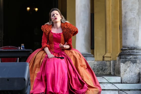 Opera u predvečerje - <em> Seviljski brijač</em> 3