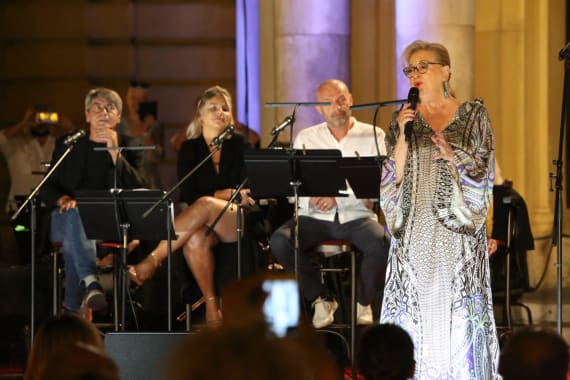 Glazbenim spektaklom u čast Arsenu Dediću završen <em>Festival Ljetne večeri HNK u Zagrebu</em> 19