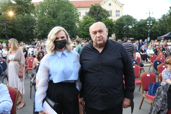 Glazbenim spektaklom u čast Arsenu Dediću završen <em>Festival Ljetne večeri HNK u Zagrebu</em> 21