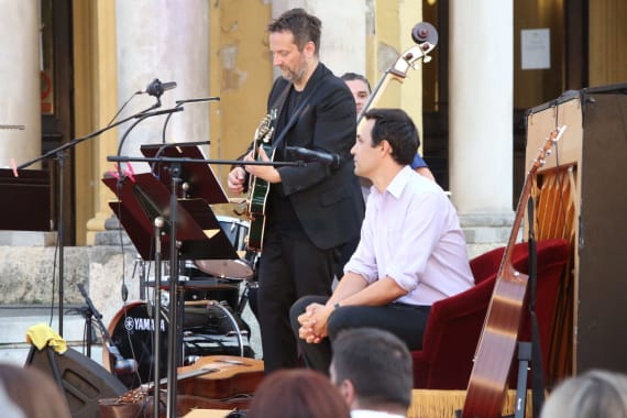 Glazbenim spektaklom u čast Arsenu Dediću završen <em>Festival Ljetne večeri HNK u Zagrebu</em> 6