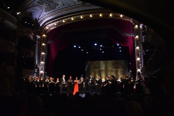 Svečani <em>Božićni koncerti</em> u izvedbi solista, zbora i orkestra Opere 10