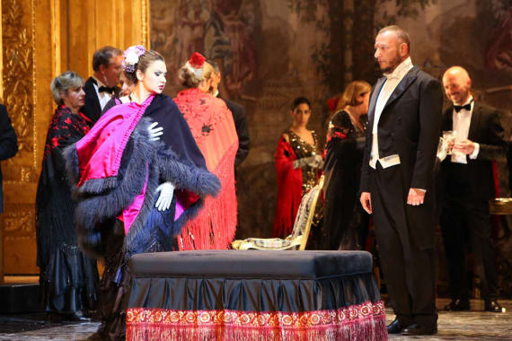 LA TRAVIATA 8