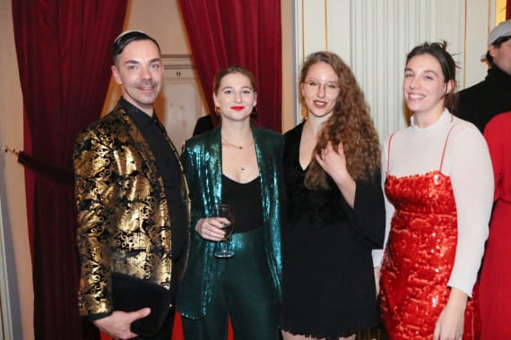 Uz smijeh, šampanjac i konfete premijerom operete <em>Šišmiš</em> ispraćamo Staru godinu 24