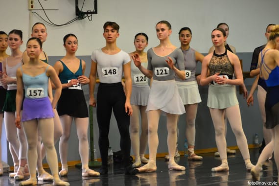 Candidates from around the world participated in the large ballet audition 38