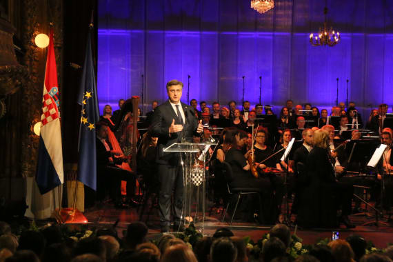 Gala concert on the occasion of the Statehood Day 8