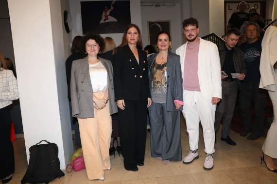 Premijera predstave <em> Budi uvijek kao zmaj </em>otvorila dramsku sezonu HNK u Zagrebu 2