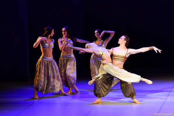 Raskošna produkcija baleta <em>Orašar </em> u koreografiji Rudolfa Nurejeva 10