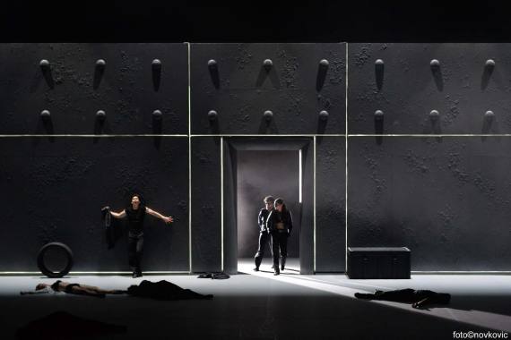 OTHELLO 16
