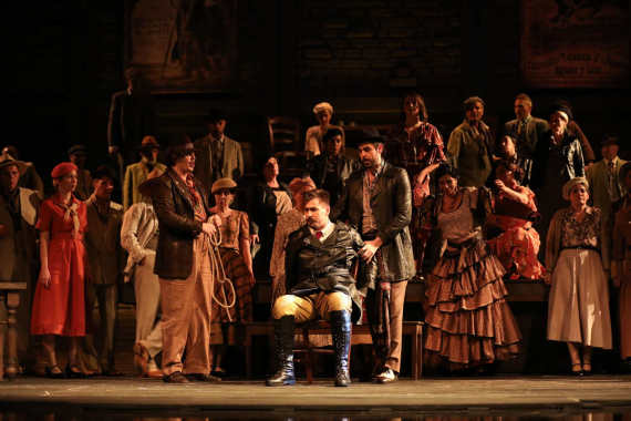 Carmen 15