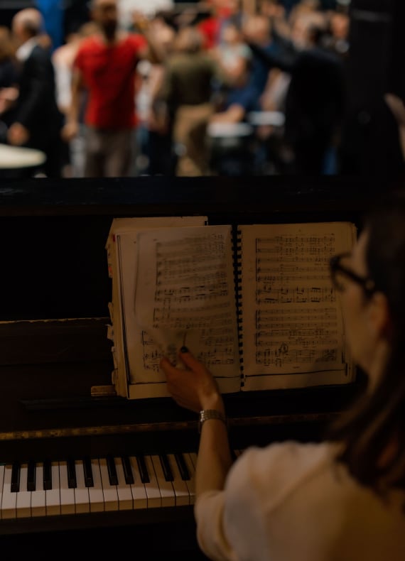 Dugotrajnim aplauzom i ovacijama ispraćena premijerna izvedba opere <em>La Bohème </em> Giacoma Puccinija 24