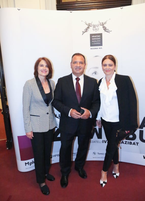 Premijerno izvedena <em> Mjera za mjeru </em> W. Shakespearea u režiji Ivana Plazibata 17