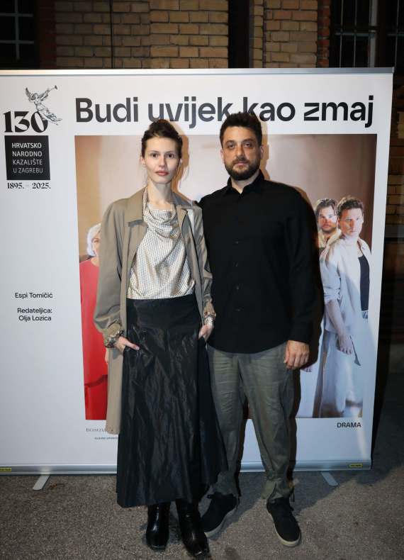 Premijera predstave <em> Budi uvijek kao zmaj </em>otvorila dramsku sezonu HNK u Zagrebu 10