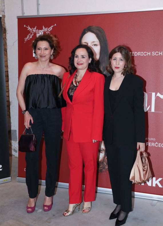 Premiere of ‘Mary Stuart’ Opens a New Chapter in the Dramatic Repertoire of HNK2 3