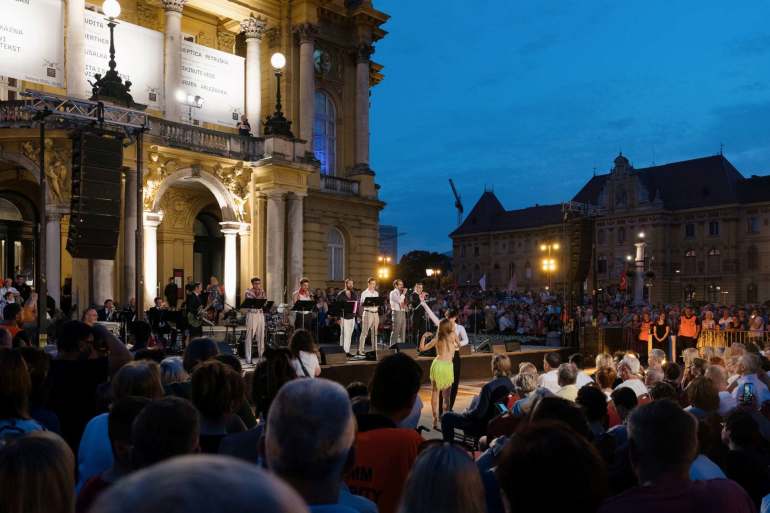 Zagreb pjeva pod zvijezdama: veliki ljetni koncert <em>Forevergreen</em>