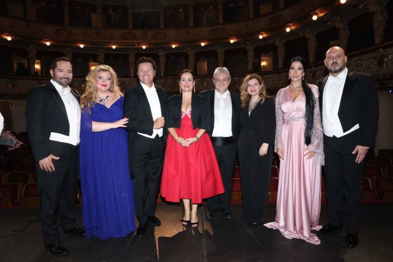 Četvrti Zagrebački operni festival završio Gala koncertom svjetskih i domaćih opernih zvijezda: deset dana opere, međunarodna gostovanja i više od trideset festivalskih događanja