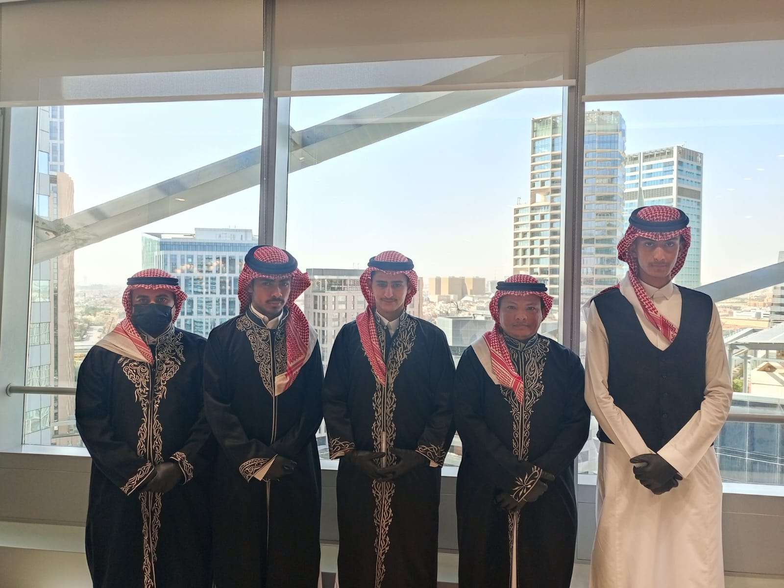 قهوجي وصبابين الرياض لخدمة المناسبات
