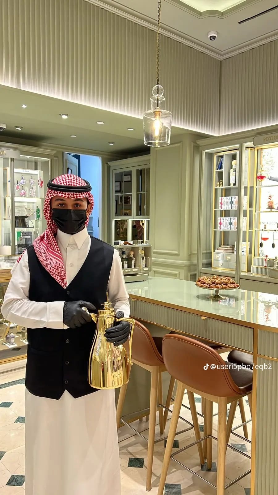 قهوجي وصبابين الرياض