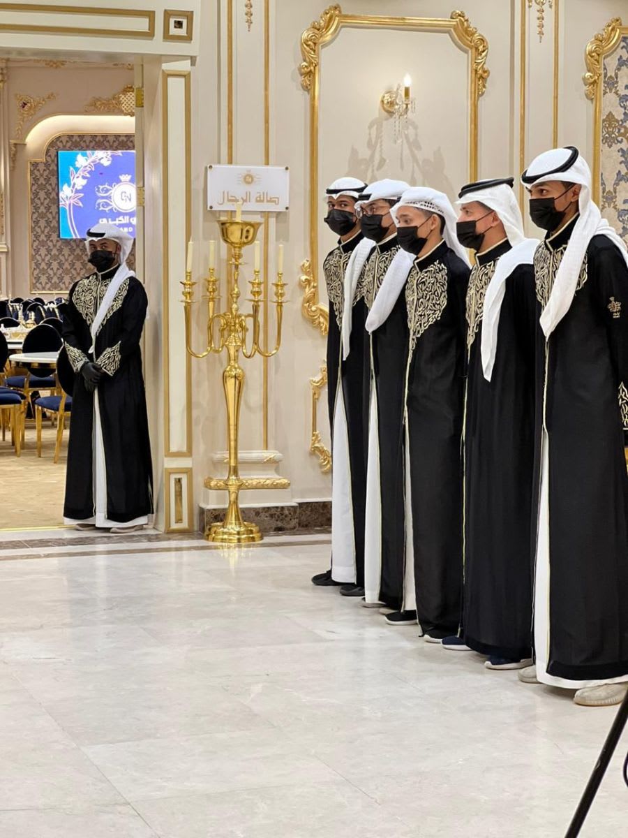 قهوجيين وصبابين