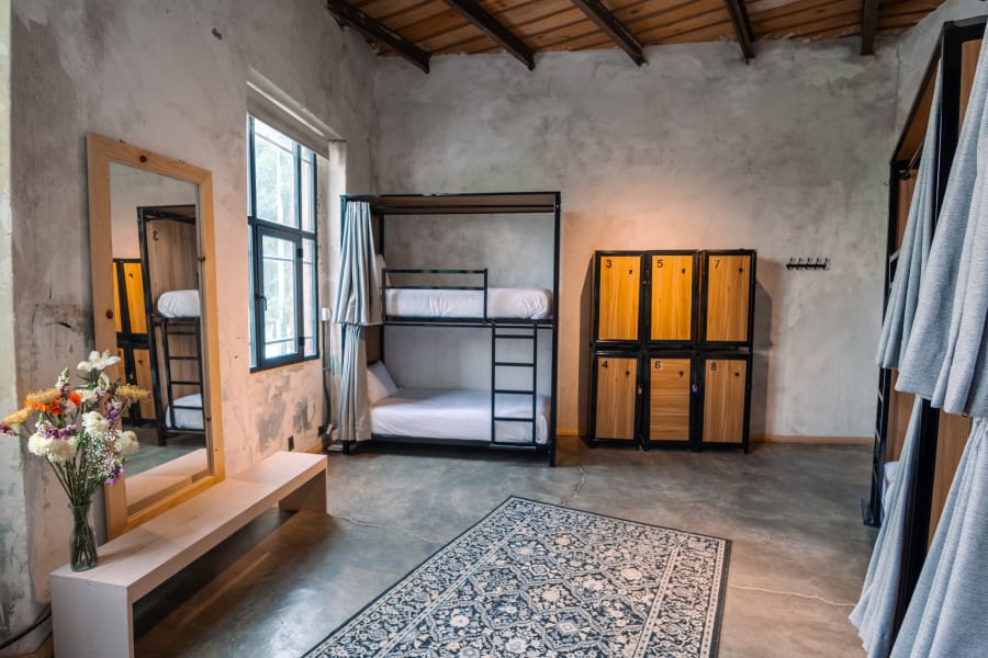 Habitación Baja - Dormitorio mixto 8 personas mejor precio CDMX