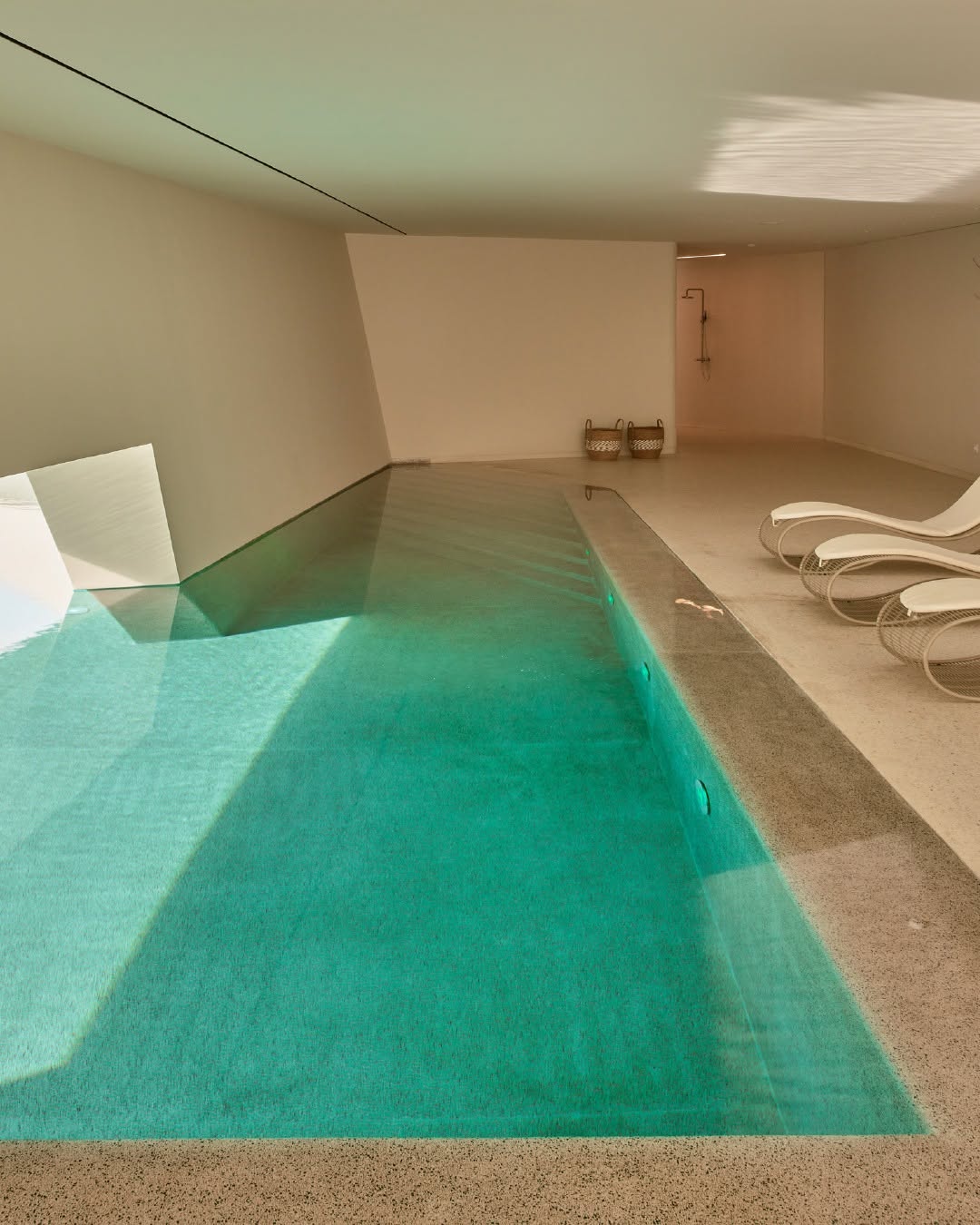 NOUS SPA Santorini 1