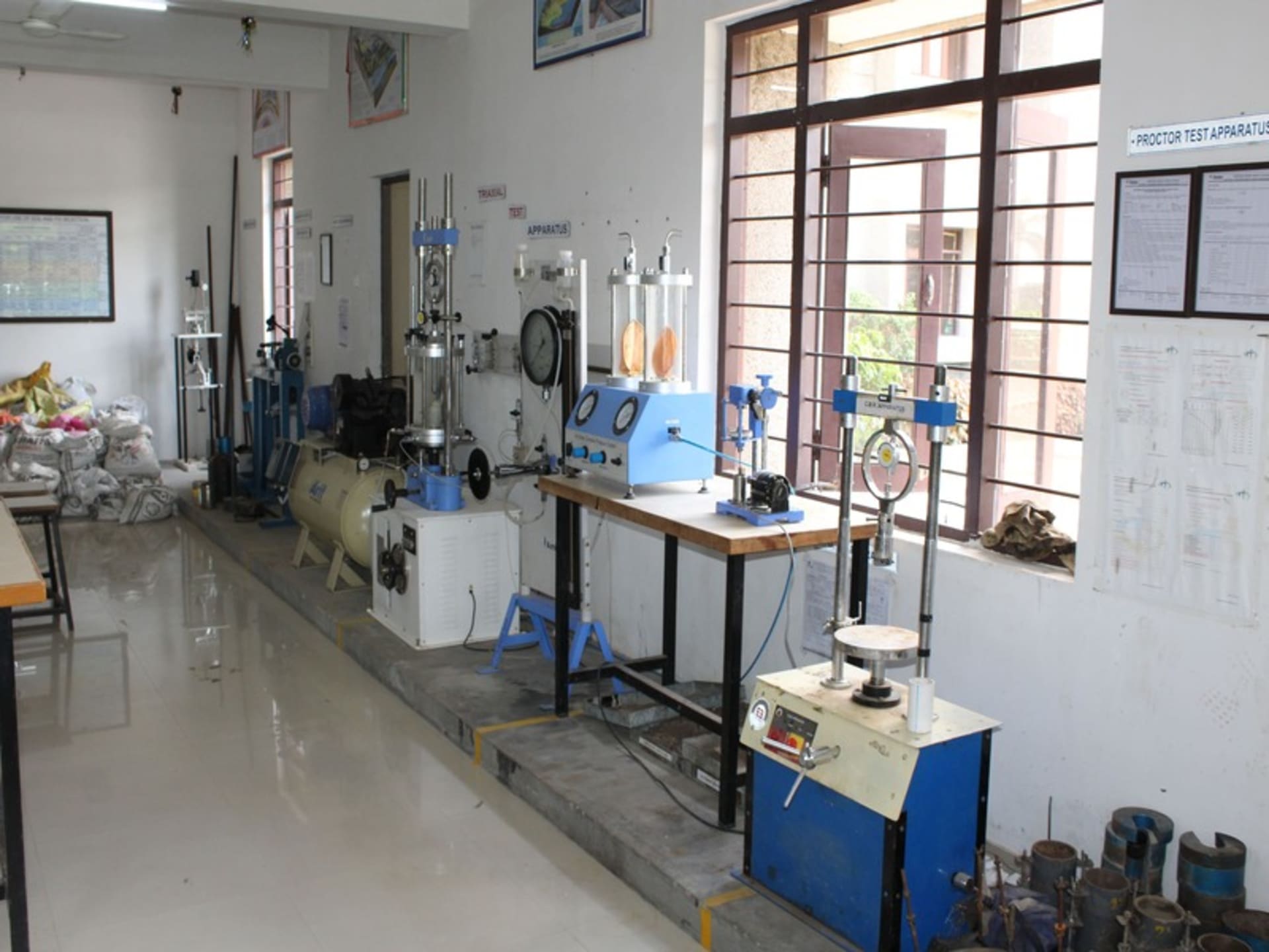 BIPE Dairy Engineering pilot plant — pasteuriser and processing line