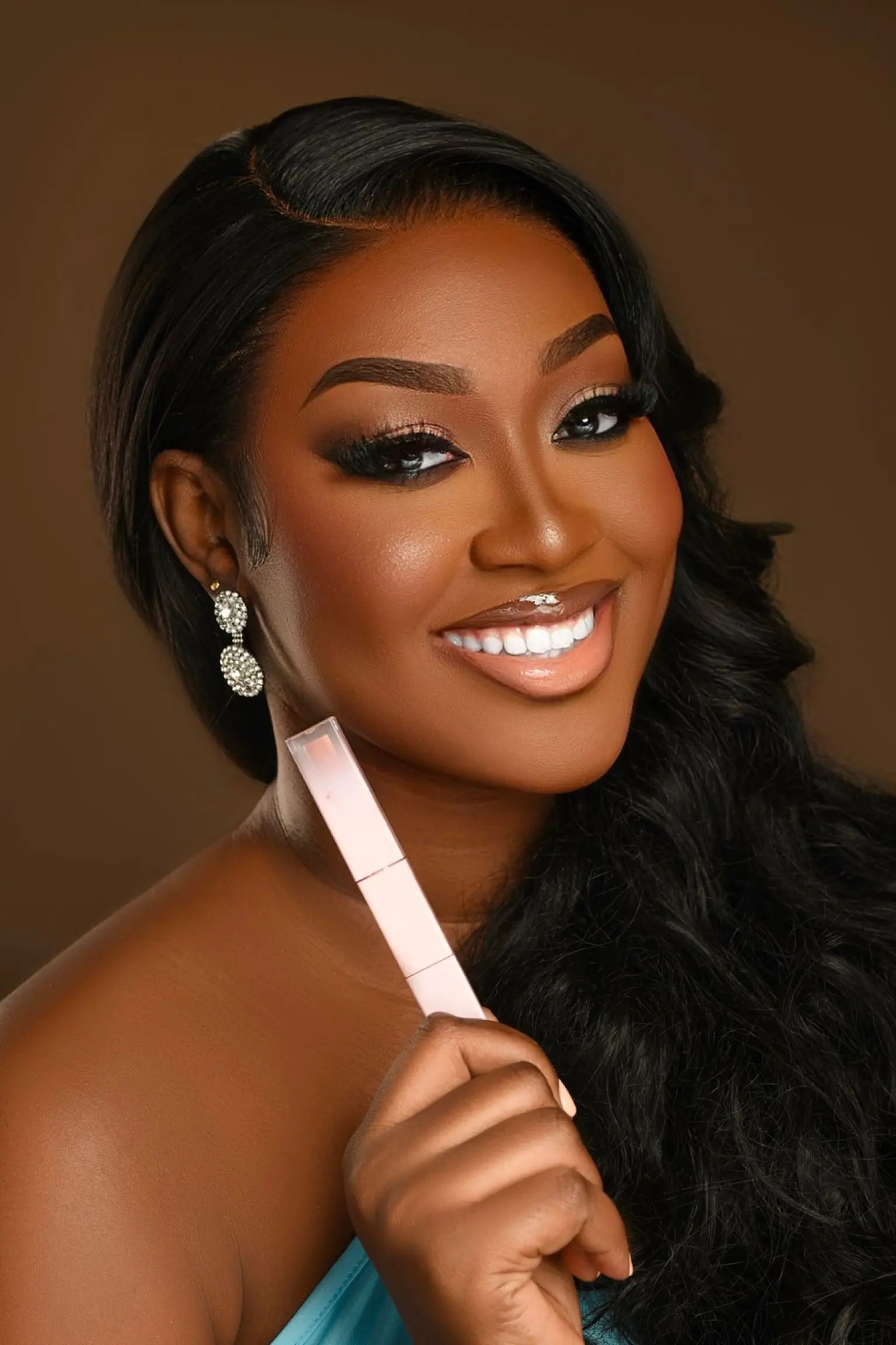 13bf01fa1367b23b8986a9825c3ef8299606c5c7-1536x2304_bvlhxw_thehuefactory