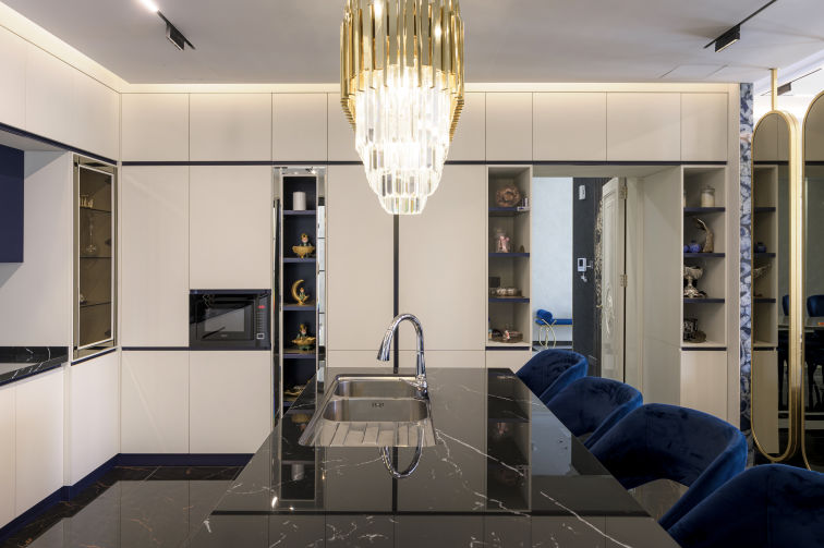 project image for Slava'daki Bir Villa İçin: Lüks Mutfak Tasarımının Başyapıtı