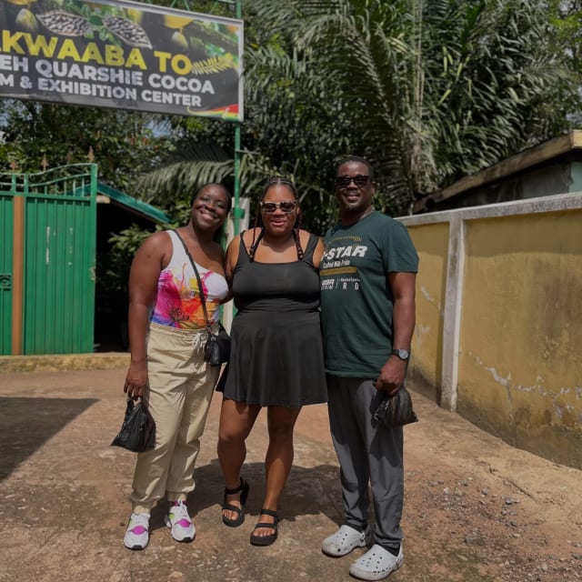 Aburi Gardens + Cocoa Farm +Waterfall(No Lunch)