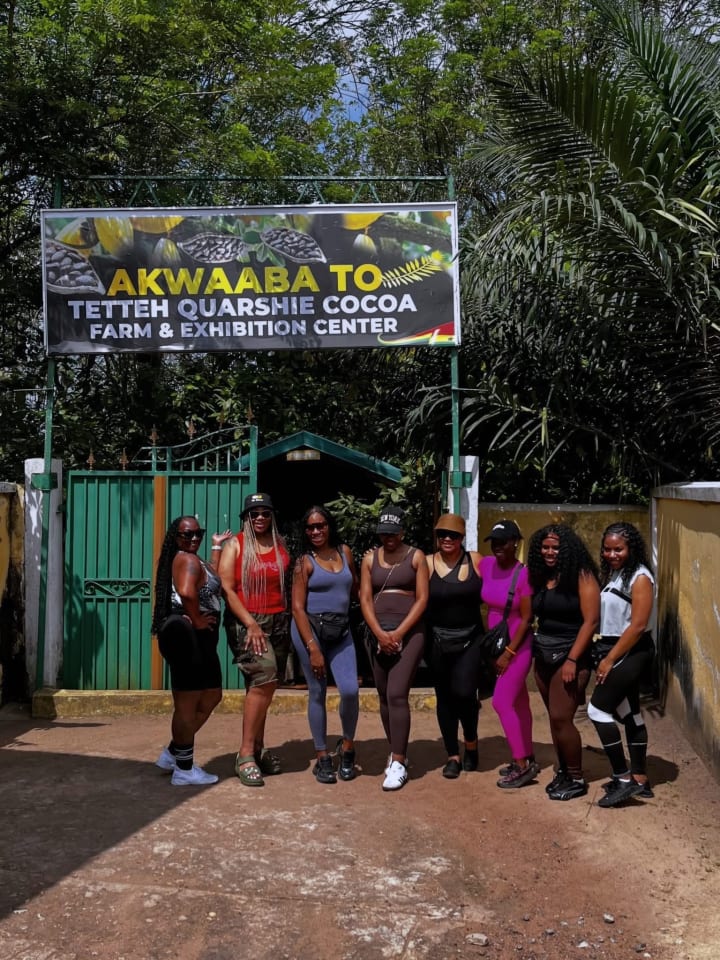Aburi Gardens + Tetteh Quarshie Cocoa Farm +Buffet lunch at  Peduase Valley gallery