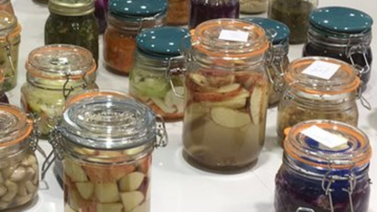 Lisa's Holistic Therapies - Honey,Drinks