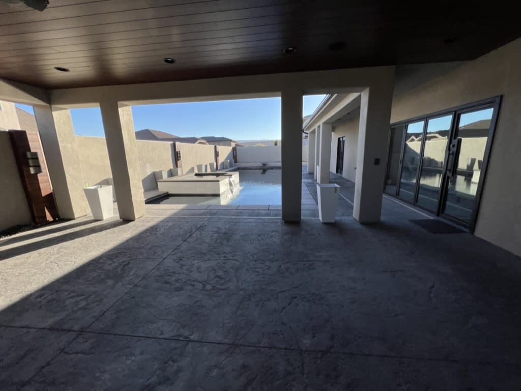 chandlercustomhomes/Pool And Cabana/D0F8AC99-D4AB-4844-8EAE-45A9F583F287_1_105_c_ectvy6