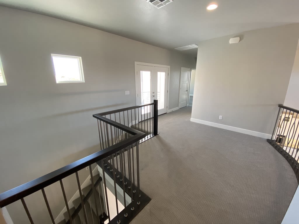 chandlercustomhomes/Scenic Sunrise/B6FD7E60-CCE0-4174-88B5-89C64B3C5DA6_1_105_c_tvfasy