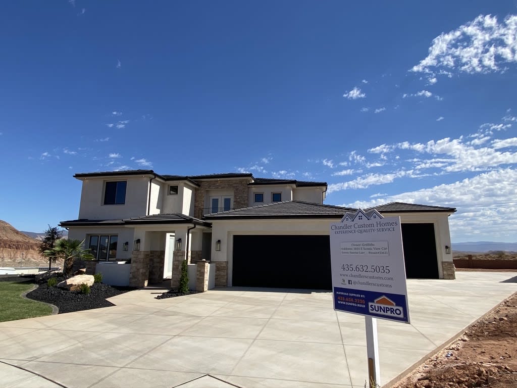 chandlercustomhomes/Scenic Sunrise/3686AC56-1B0C-4894-A944-34175A60450D_1_105_c_dctjll