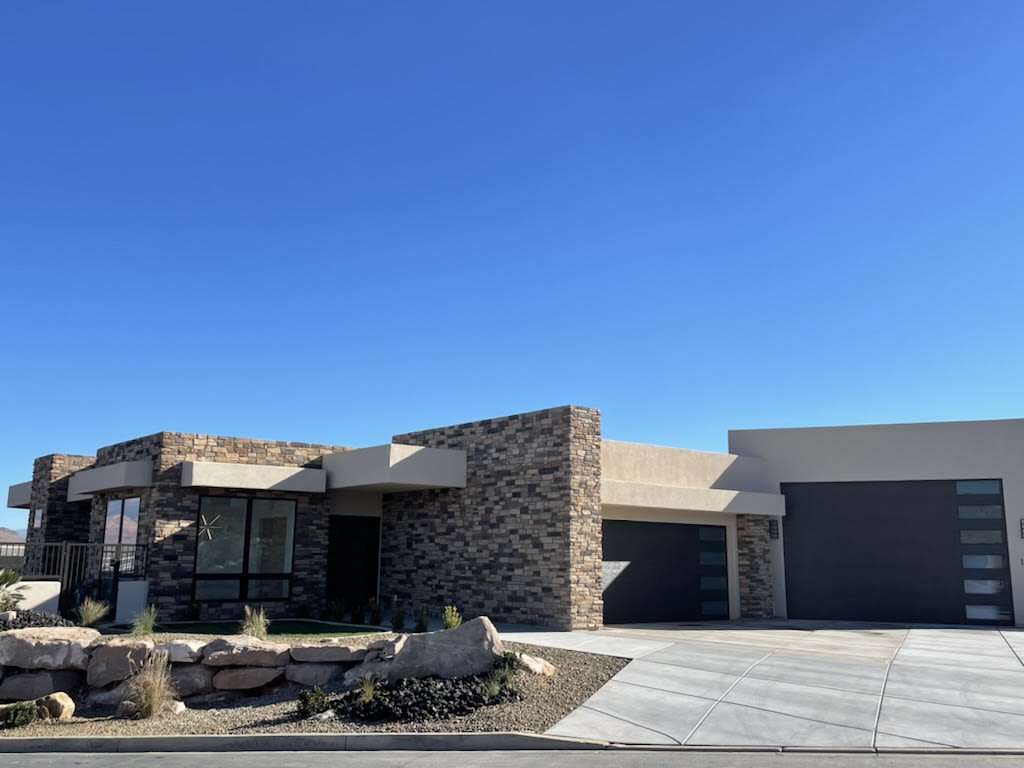 chandlercustomhomes/Stonecliff/91FF0124-C7F8-4B35-A90E-E114CEC1677F_1_105_c_r7glyk