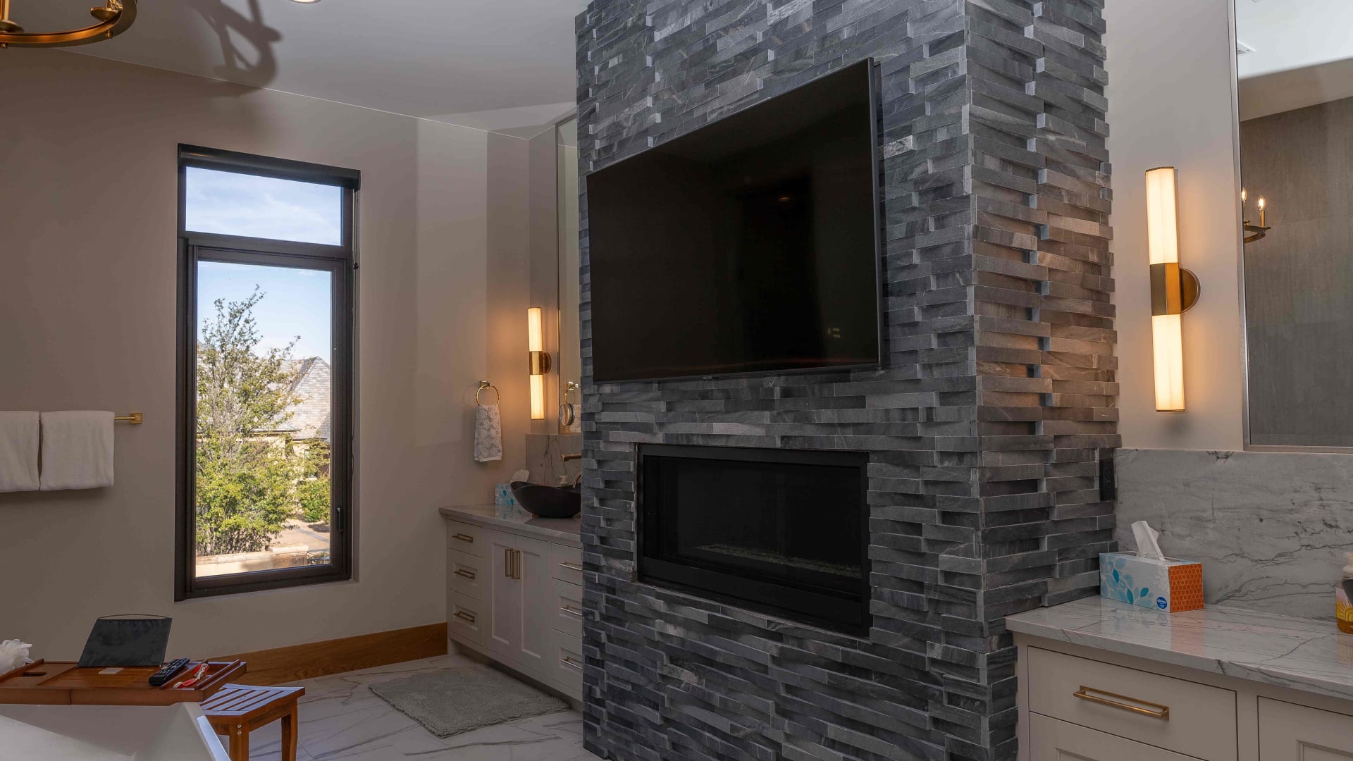 chandlercustomhomes/hero_carousel/processed/_KTR4911_b7rgqe_rcnnsc