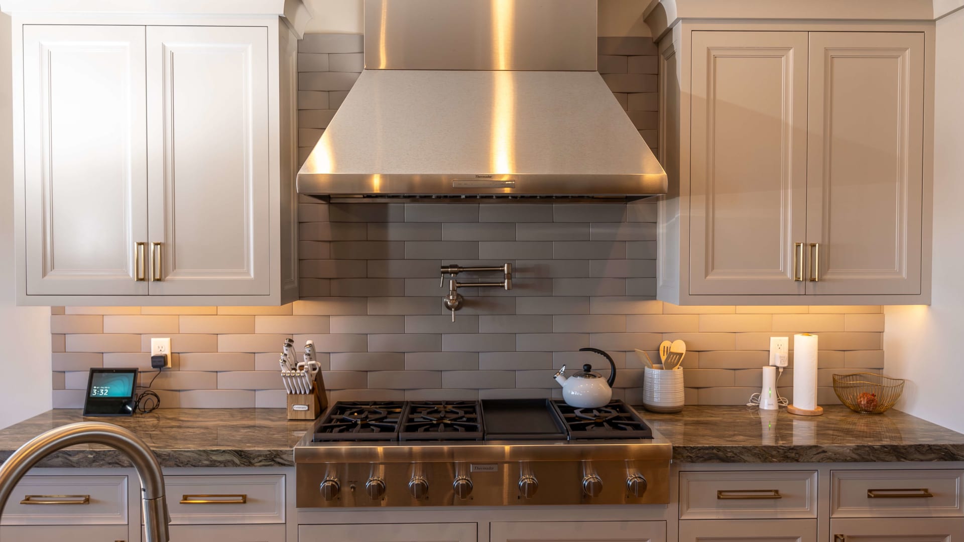 chandlercustomhomes/hero_carousel/processed/_KTR4901-Enhanced-NR_ydjdhs_q6fyvl