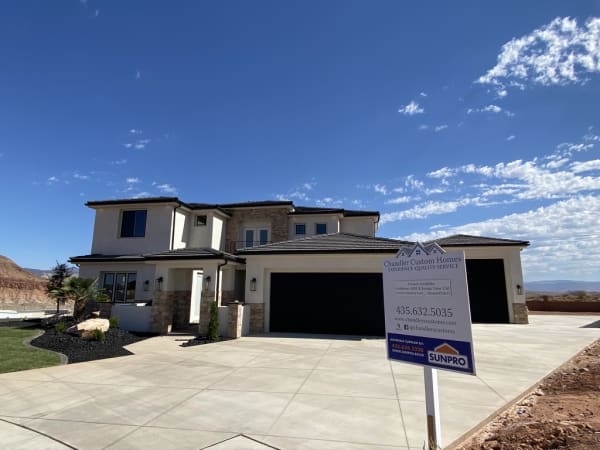 chandlercustomhomes/Scenic Sunrise/3686AC56-1B0C-4894-A944-34175A60450D_1_105_c_dctjll