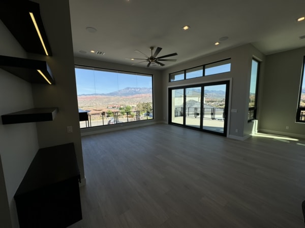 chandlercustomhomes/Zion Vista/7F57BD1F-10A4-467A-8814-3D20A8369249_1_105_c_emlcug